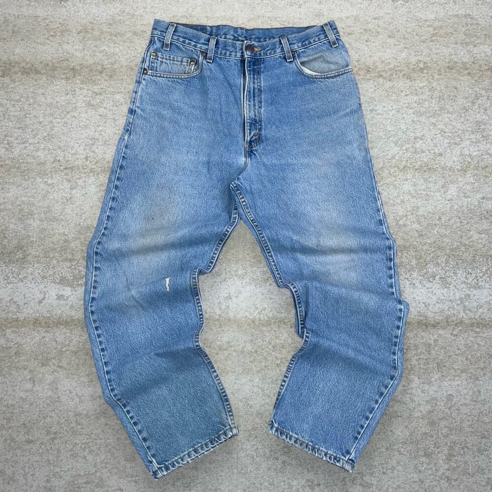 Vintage 90s Levis Jeans 540 36x30 Relaxed Light Wash Made in USA Denim Brown Tab - Picture 2 of 5